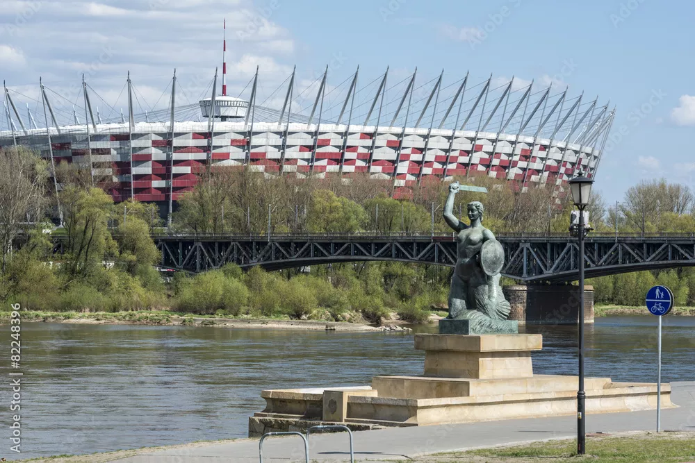 Fototapeta Stadion Narodowy i pomnik Syrenki w Warszawie
