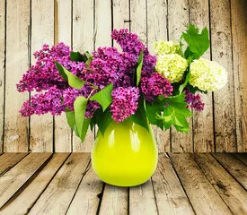 Fototapeta Lilac kwiaty w wazonie