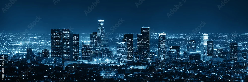 Obraz Nocna Panorama Miasta: Światła Wielkiej Metropolii