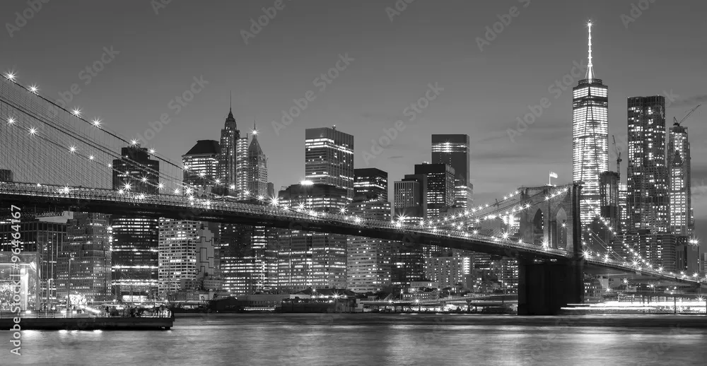 Fototapeta Czarno-białe nabrzeże Manhattanu nocą, Nowy Jork.