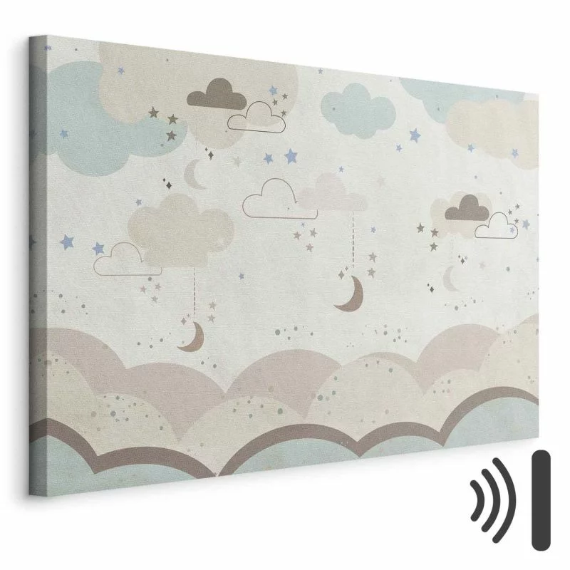 Obraz - Zachmurzone niebo nocą - Księżyce w brązowej i beżowej kolorystyce pośród chmur oraz licznych gwiazdek na jasnym tle - obrazek 1