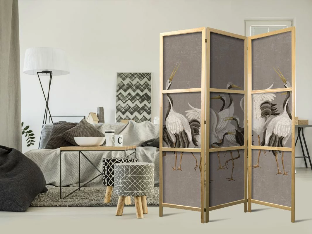 Parawan japoński - Taniec żurawi - jasne sylwetki ptaków na ciepło-szarym tle z fakturą - obrazek 1