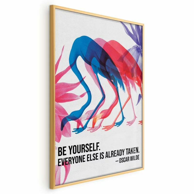 Plakat - Kolorowa repetycja - trzy sylwetki flamingów i inspirującym cytatem - obrazek 1