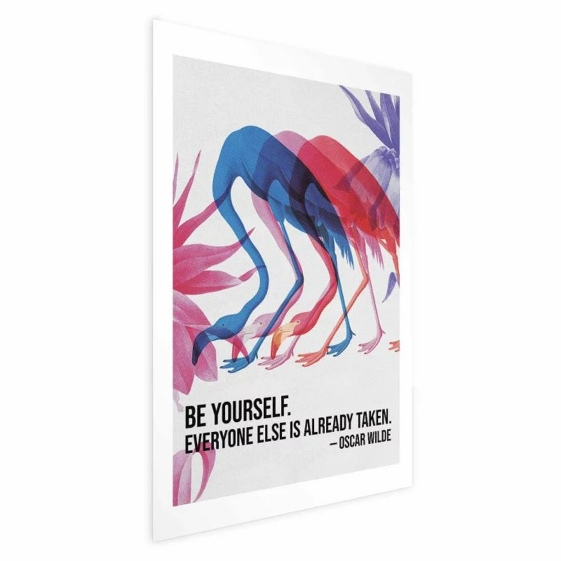 Plakat - Kolorowa repetycja - trzy sylwetki flamingów i inspirującym cytatem - obrazek 1