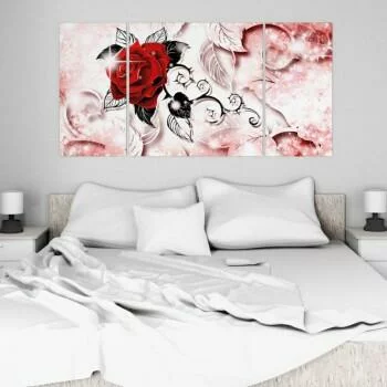 Delikatna róża - obraz do sypialni