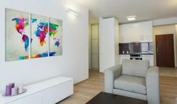 Map of the world - an explosion of colors (triptych) - obrazek 2