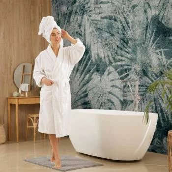 Fototapeta - Egzotyczna natura w dżungli - pejzaż roślinny z liśćmi z deseniami - obrazek 6