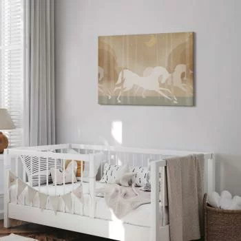 Obraz - Księżycowe rumaki - konie galopujące między drzewami w gwieździstą noc - obrazek 7