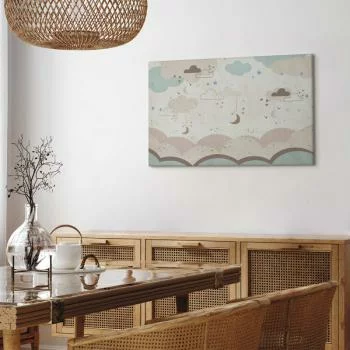 Obraz - Zachmurzone niebo nocą - Księżyce w brązowej i beżowej kolorystyce pośród chmur oraz licznych gwiazdek na jasnym tle - obrazek 7