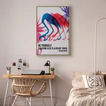 Obraz - Kolorowe Flamingi - inspirujący cytat z barwnymi sylwetkami ptaków / Kolorowa repetycja - trzy sylwetki flamingów i inspirującym cytatem - obrazek 5