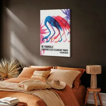 Obraz - Kolorowe Flamingi - inspirujący cytat z barwnymi sylwetkami ptaków / Kolorowa repetycja - trzy sylwetki flamingów i inspirującym cytatem - obrazek 2