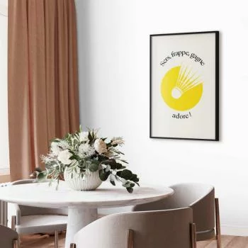 Plakat - Lotka do badmintona na tle żółtego słońca - obrazek 2