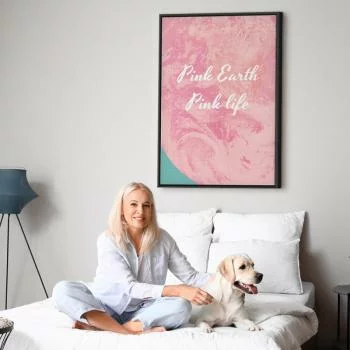 Obraz - Pink Earth, Pink Life (1-częściowy) pionowy - obrazek 6