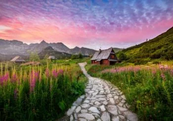 Fototapeta - piękny letni wschód słońca w górach - Hala Gąsienicowa - obrazek 2