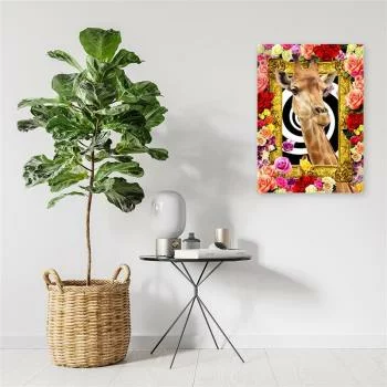 Obraz na płótnie, Żyrafa i kolorowe róże