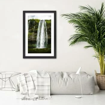 Obraz w ramie, Wodospad w zielonych górach