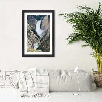 Obraz w ramie, Wielki wodospad w górach