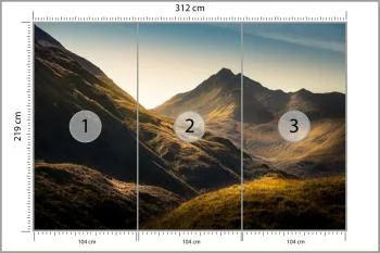 Fototapeta - Złote Promienie Słońca na Górskich Wzgórzach - obrazek 3